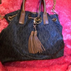MK Satchel bag